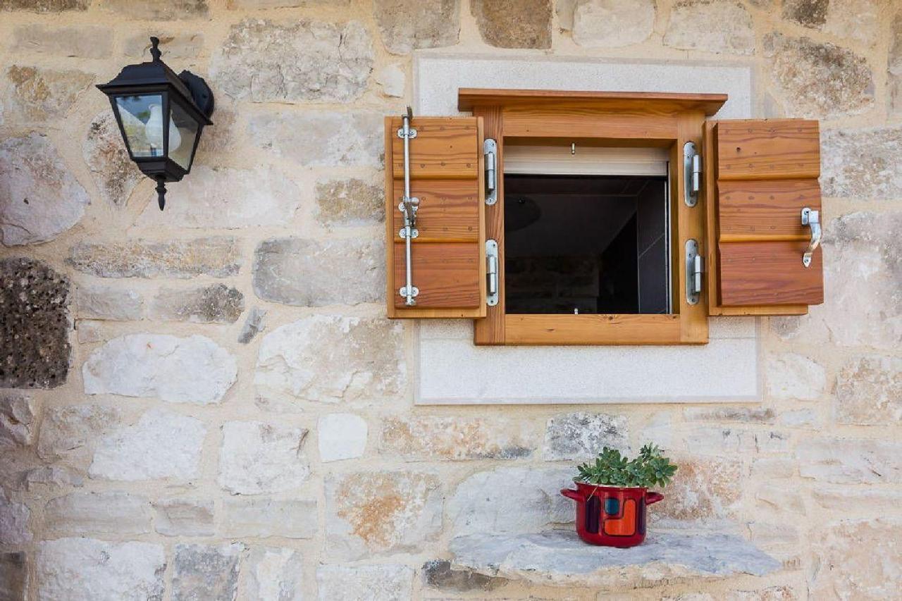 House Vesna Kupinova Milna (Brac) Exterior foto